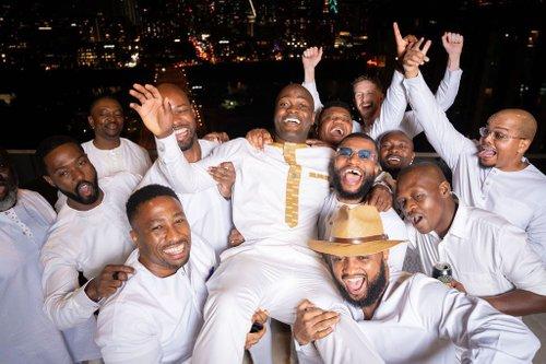 mobile - carousel-hero-element image-3